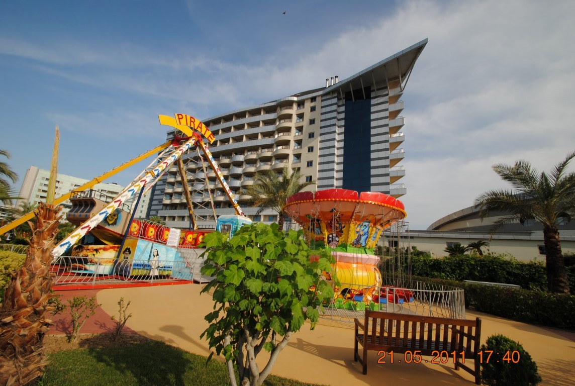 imagini hotel ROYAL WINGS LARA